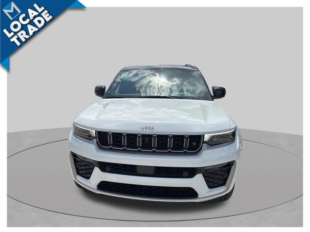 Used 2026 Jeep Grand Cherokee L Summit w/ Advanced Protech Group IV AWD/4WD image 11