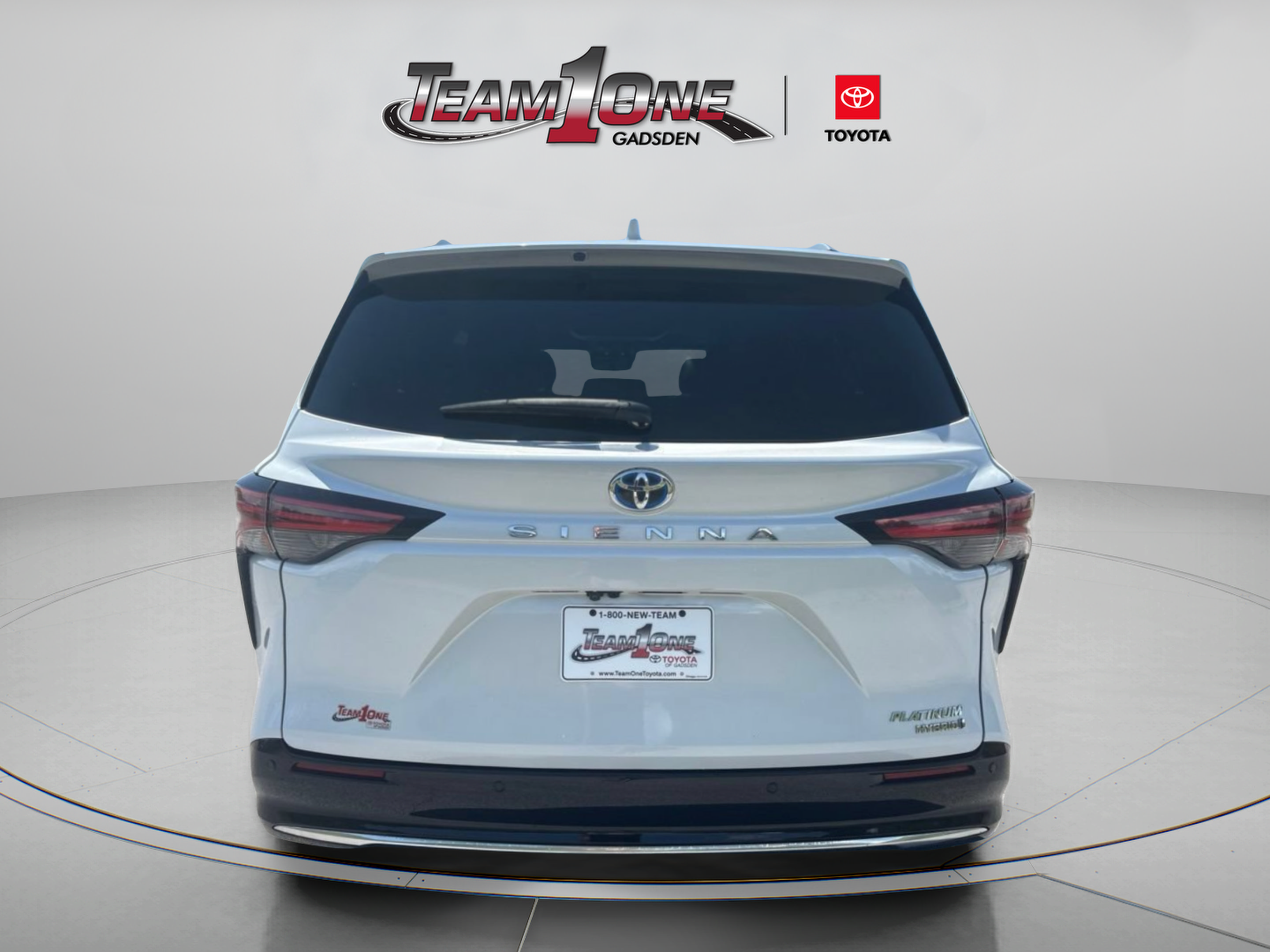 Used 2022 Toyota Sienna Platinum FWD image 6