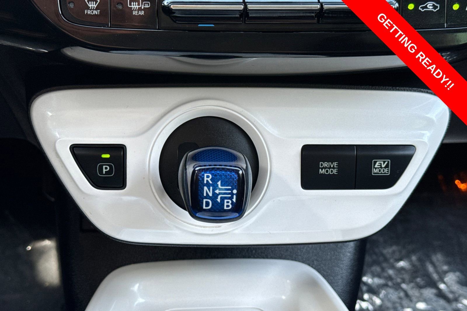 Used 2016 Toyota Prius Four image 22