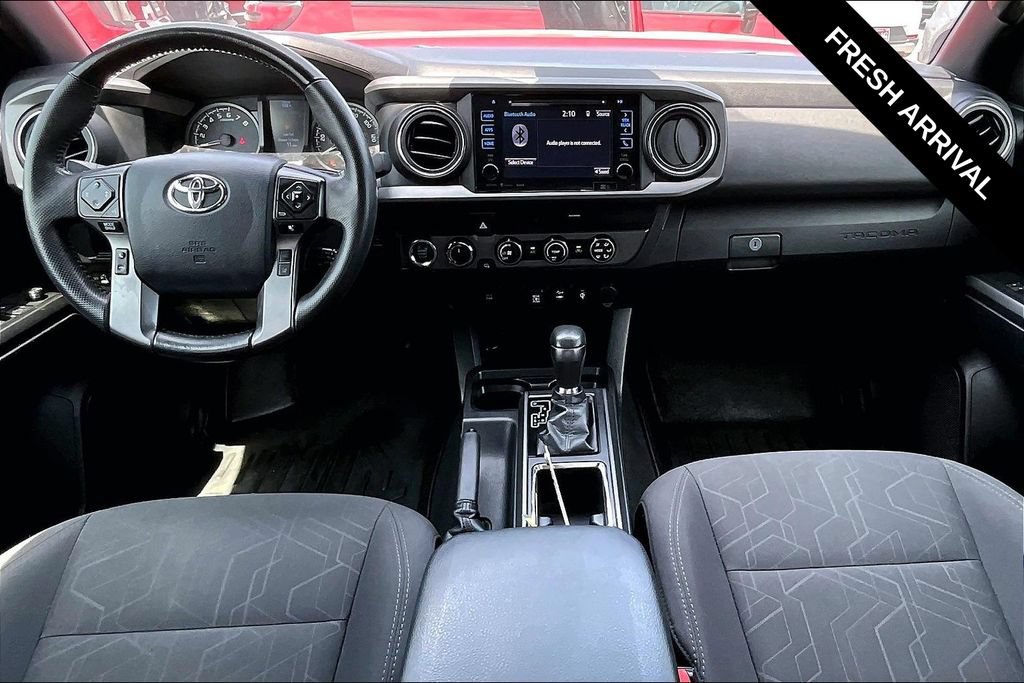 Used 2019 Toyota Tacoma TRD Off-Road AWD/4WD image 7