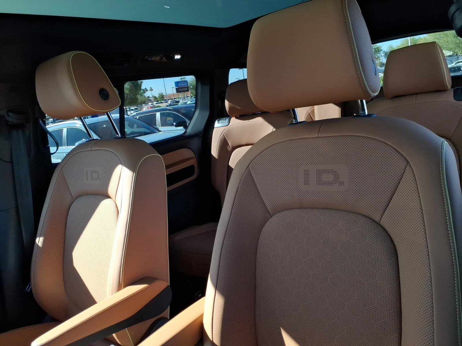 New 2025 Volkswagen ID. Buzz Pro S Plus image 11