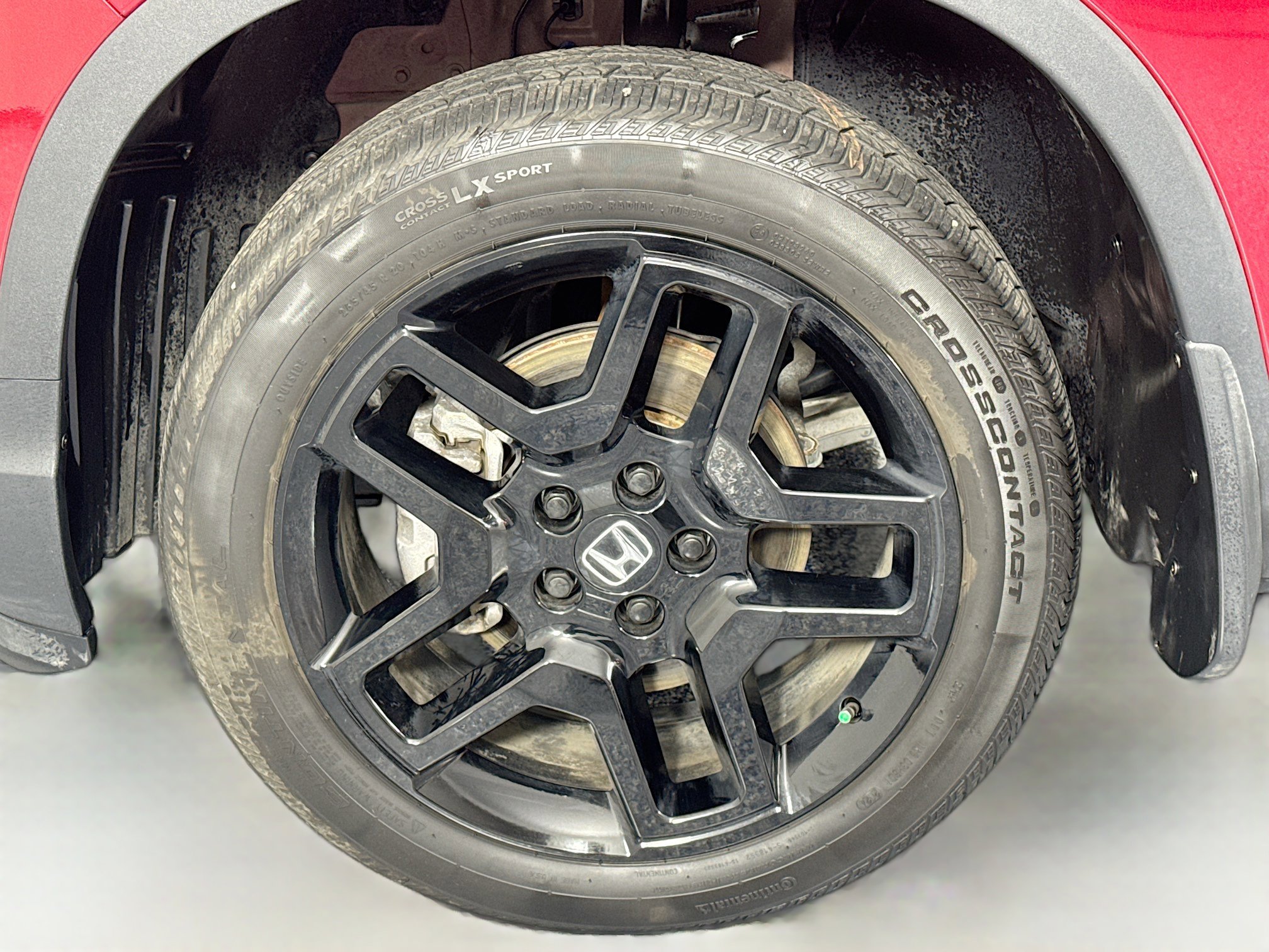 Certified 2024 Honda Passport Black Edition image 32