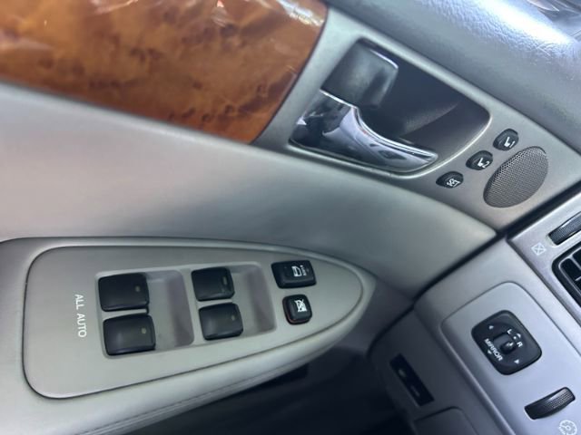 Used 2005 Lexus ES 330 FWD image 14