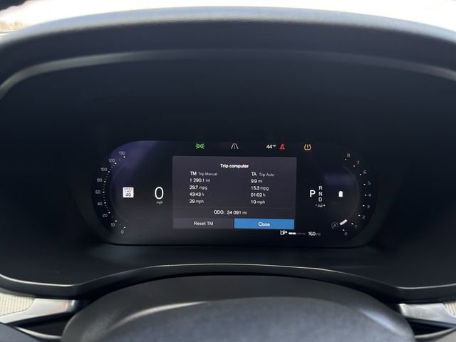 Used 2024 Volvo S60 B5 Plus image 11