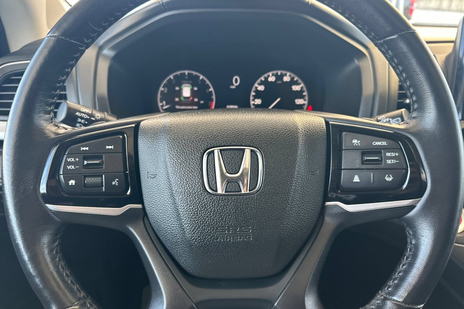Used 2025 Honda Odyssey EX-L image 24