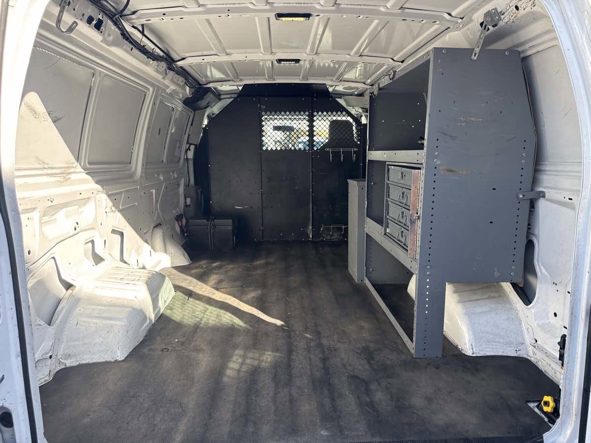 Used 2013 Ford E-150 and Econoline 150 w/ PWR Group image 7