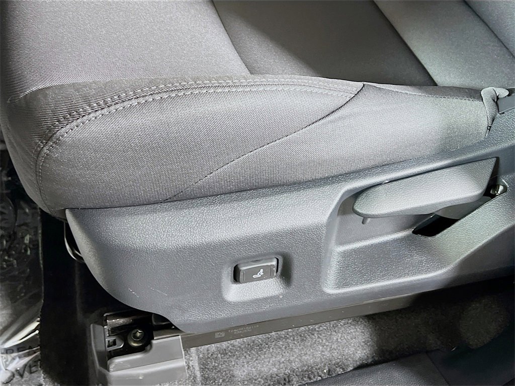 Certified 2024 Toyota Tacoma SR5 image 17