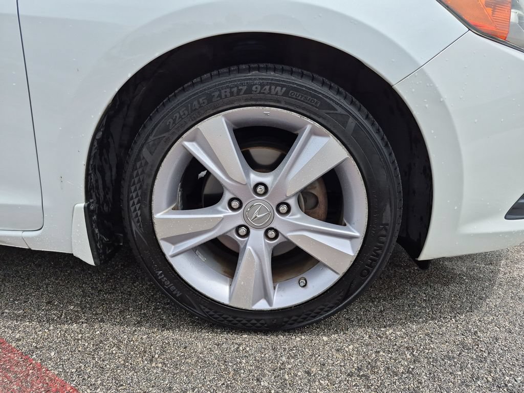 Used 2015 Acura ILX w/ Technology Package FWD image 15