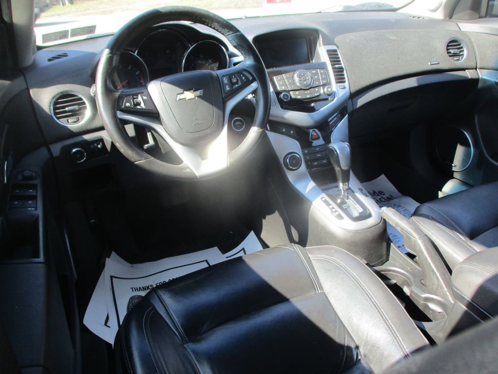 Used 2013 Chevrolet Cruze LTZ w/ Enhanced Safety Package FWD image 10