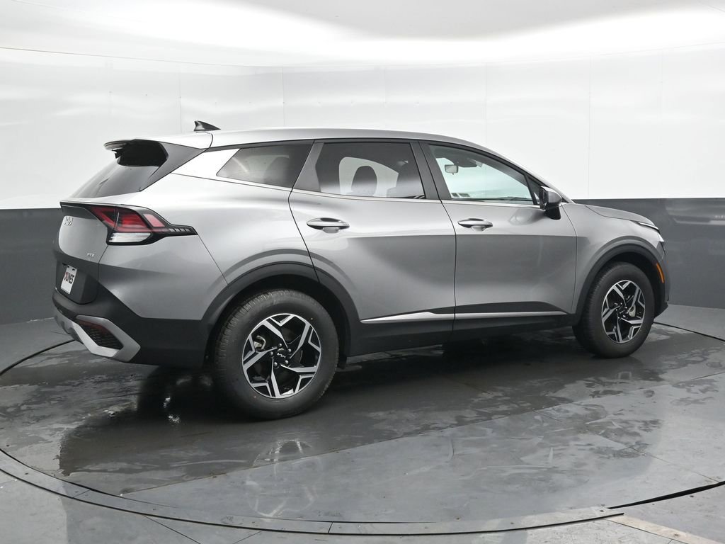 Used 2025 Kia Sportage LX video 2