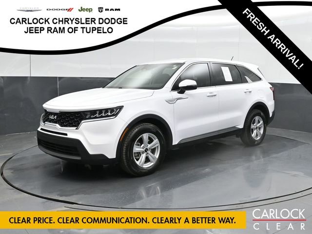 Used 2023 Kia Sorento LX FWD image 8