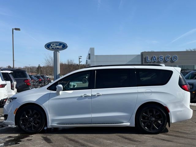 Used 2020 Chrysler Pacifica Touring w/ Advanced Safetytec Group image 37