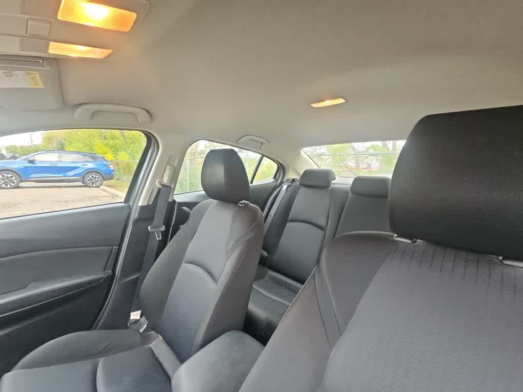 Used 2015 MAZDA MAZDA3 i Sport FWD image 8
