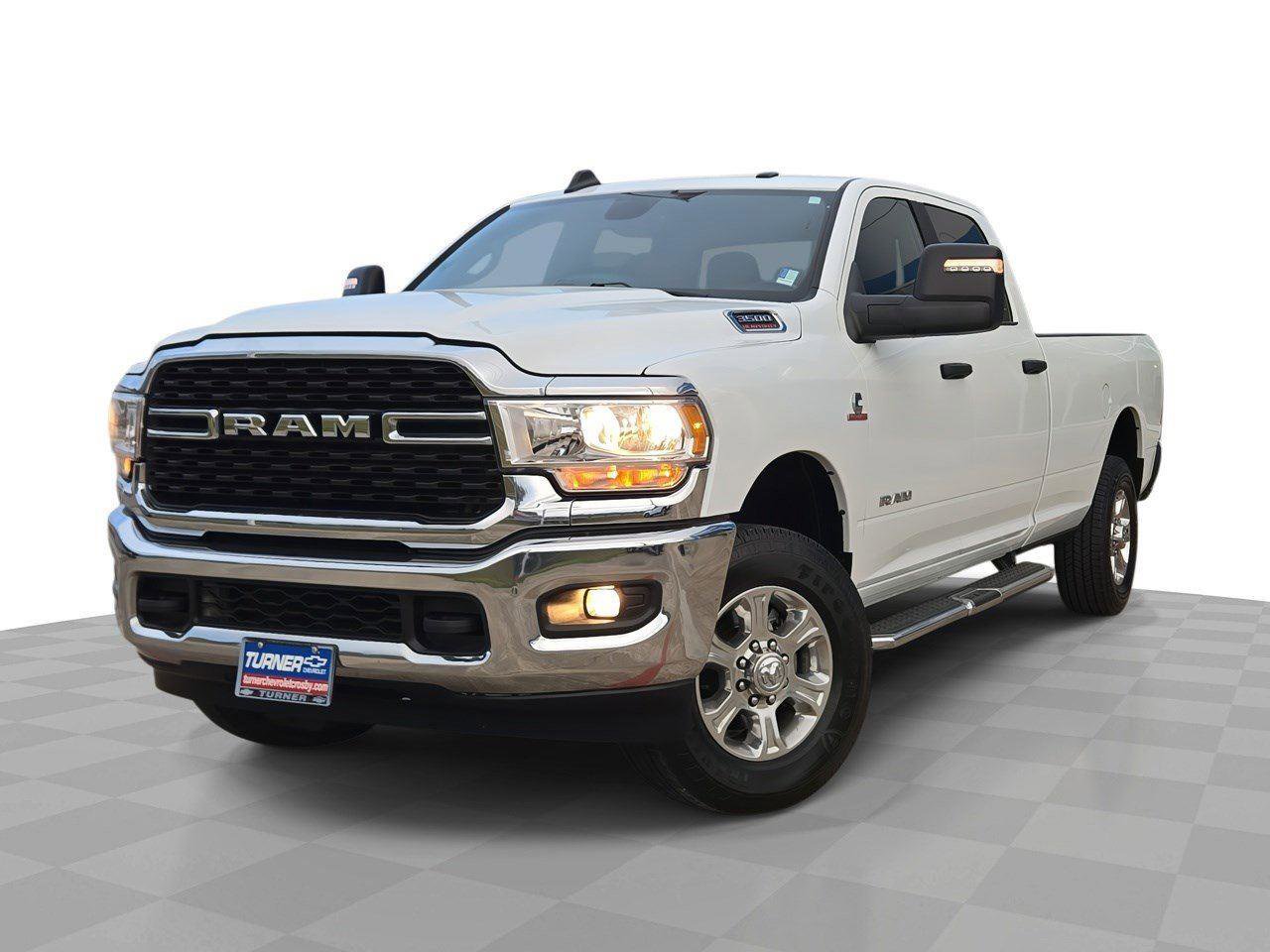 Used 2024 RAM 3500 Big Horn AWD/4WD image 1