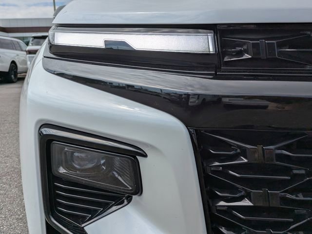 Used 2024 Chevrolet Traverse RS image 10