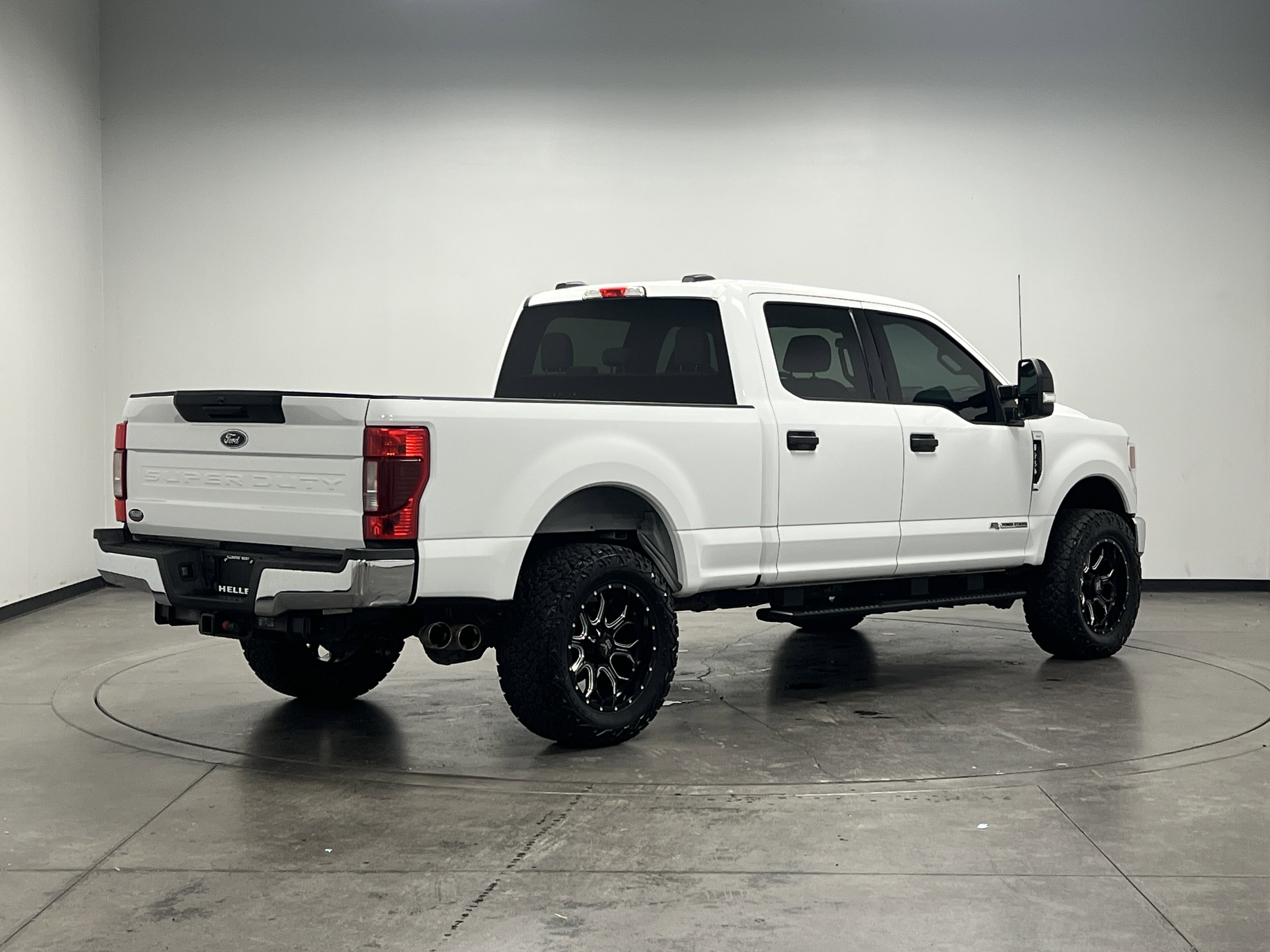 Used 2022 Ford F250 XLT image 8