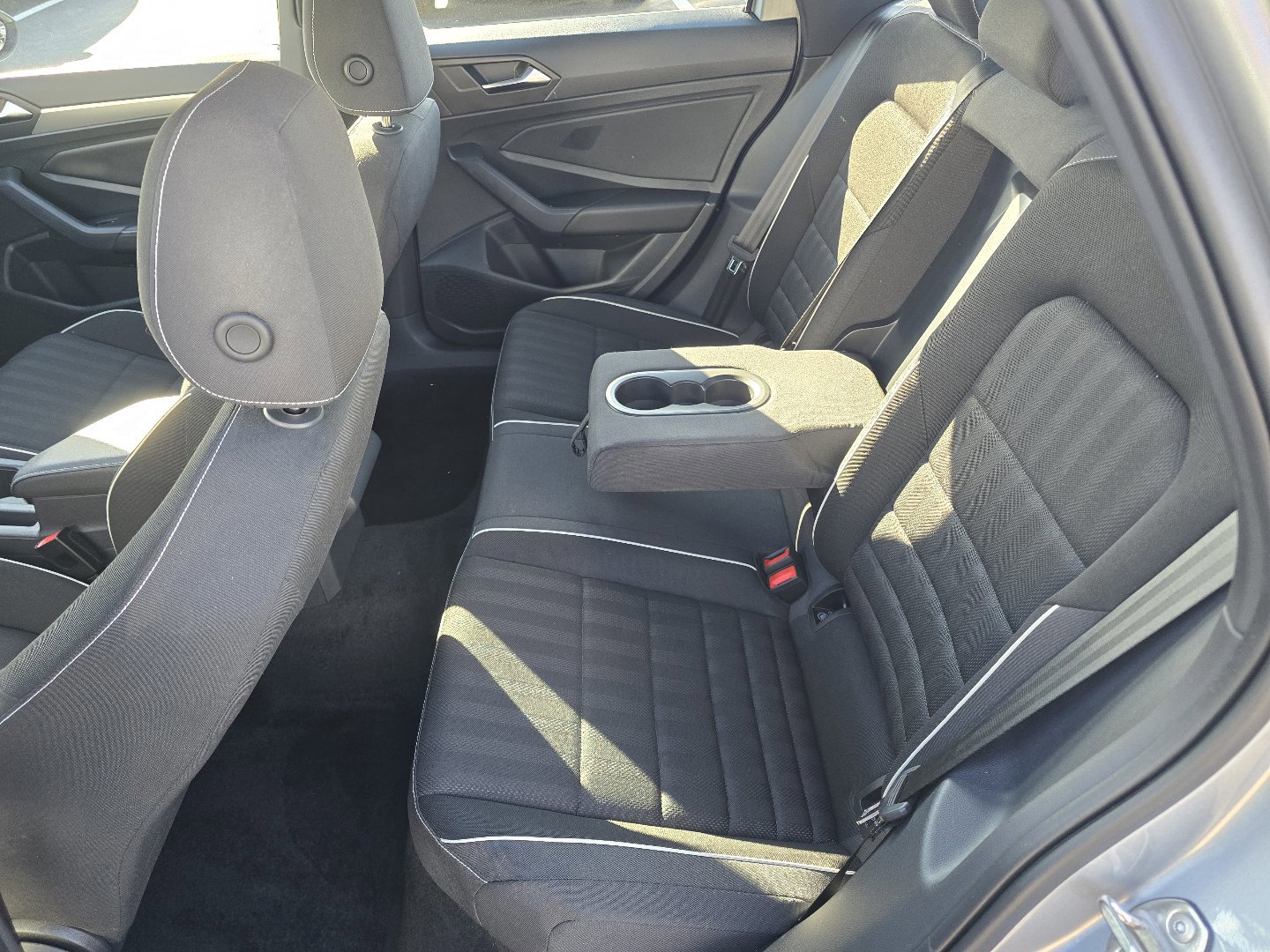 Used 2023 Volkswagen Jetta Sport image 29