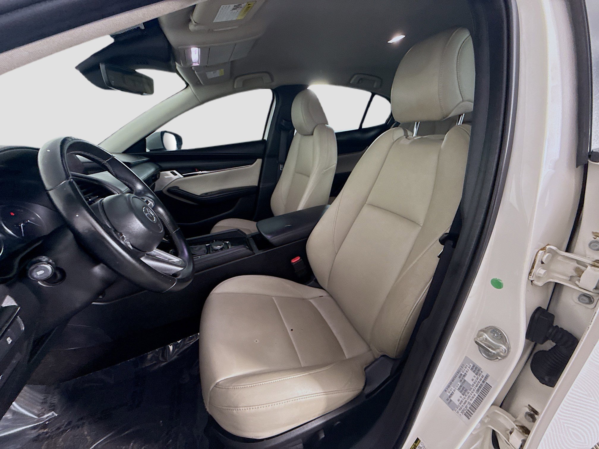 Used 2019 MAZDA MAZDA3 Sedan w/ Preferred Package image 21