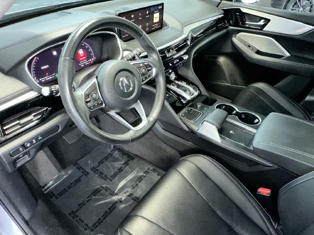 Used 2024 Acura MDX w/ Technology Package FWD image 13