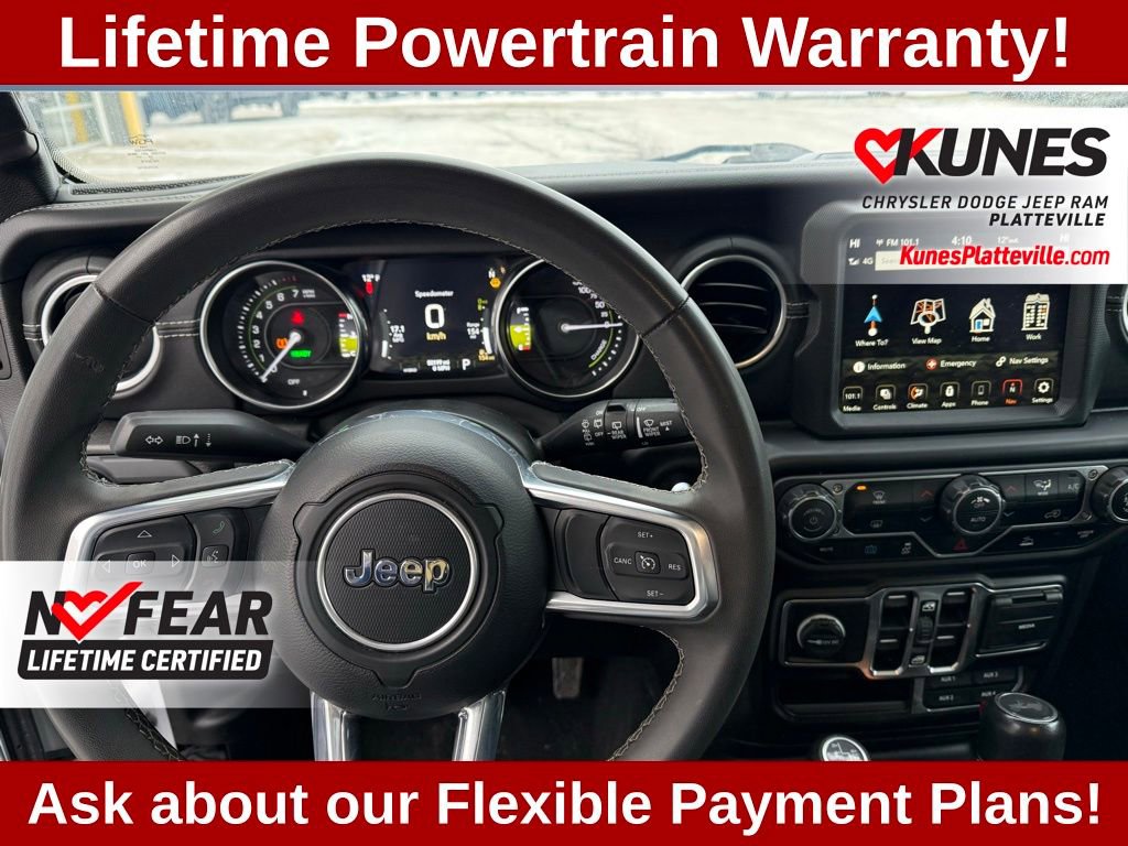 Used 2023 Jeep Wrangler Unlimited Sahara AWD/4WD image 25