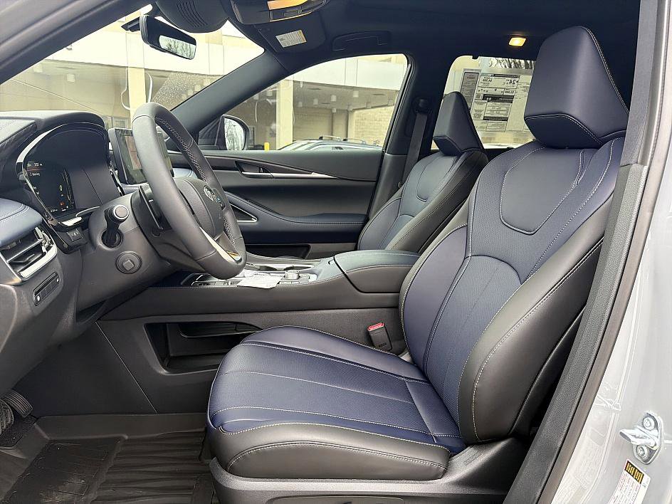 New 2026 INFINITI QX60 Sport image 11