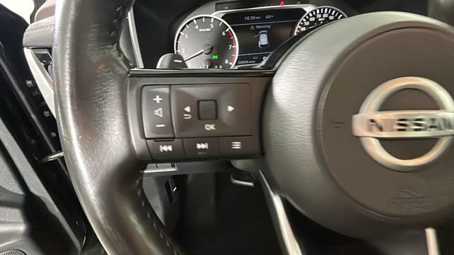 Used 2021 Nissan Rogue SV FWD image 16