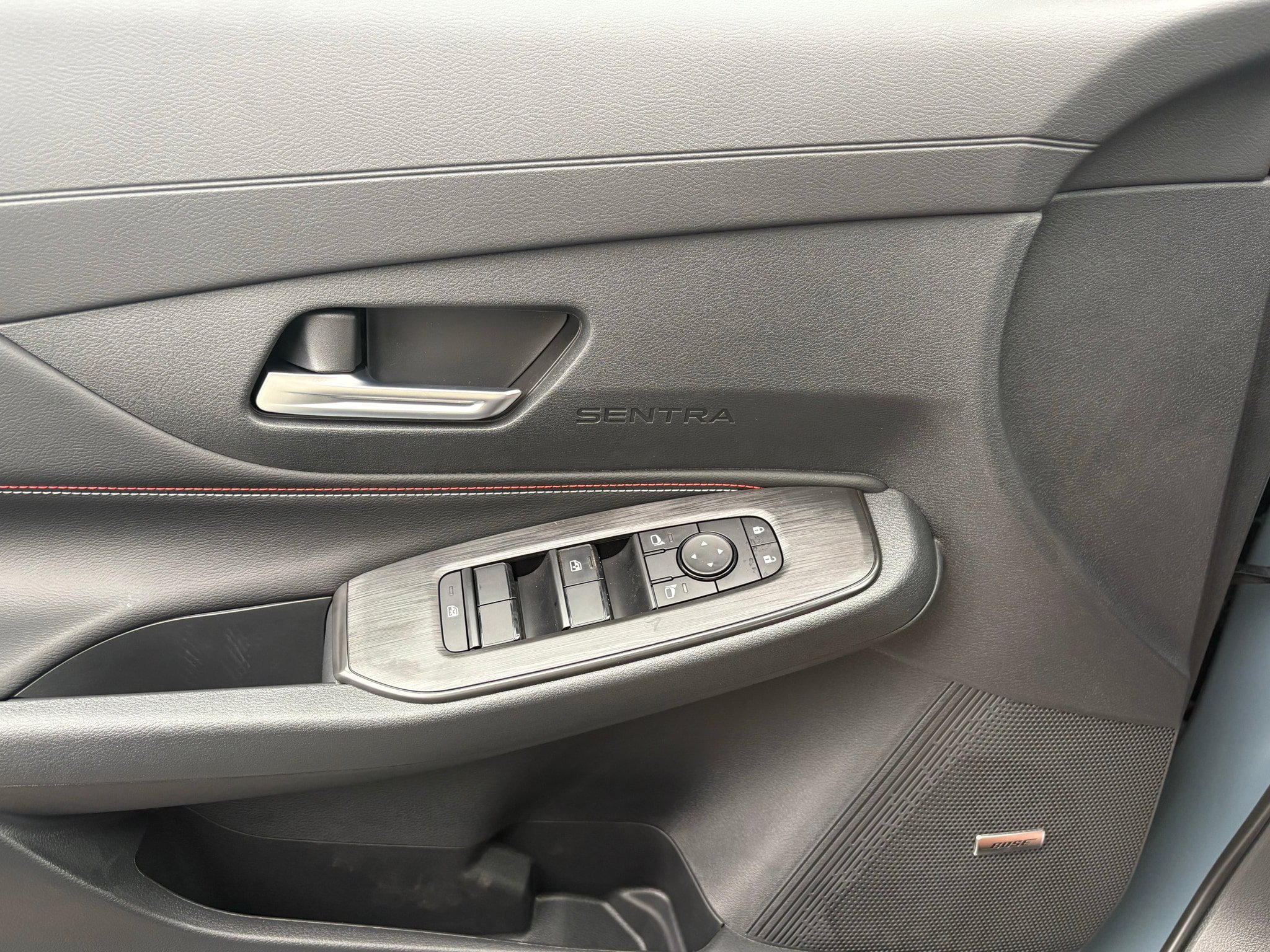 New 2027 Nissan Sentra SR w/ SR Premium Package FWD image 22