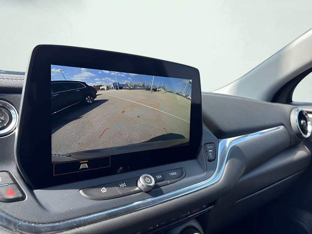 Used 2025 Chevrolet Blazer LT FWD image 40