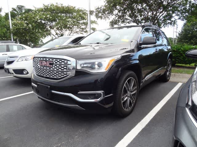 Used 2019 GMC Acadia Denali w/ Technology Package AWD/4WD image 3