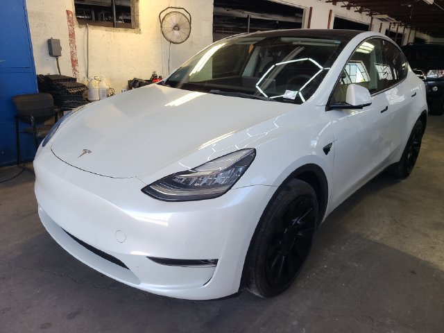 Used 2021 Tesla Model Y Long Range AWD/4WD image 1