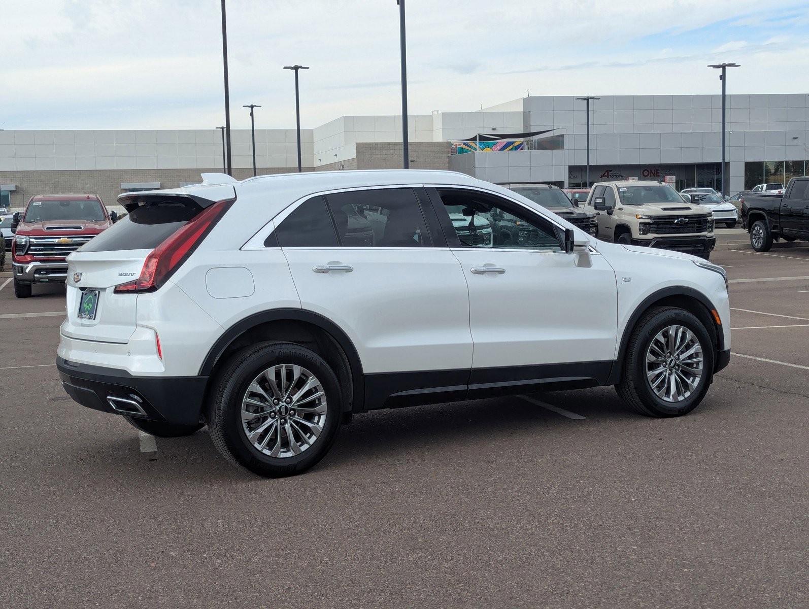 Certified 2024 Cadillac XT4 Premium Luxury image 5