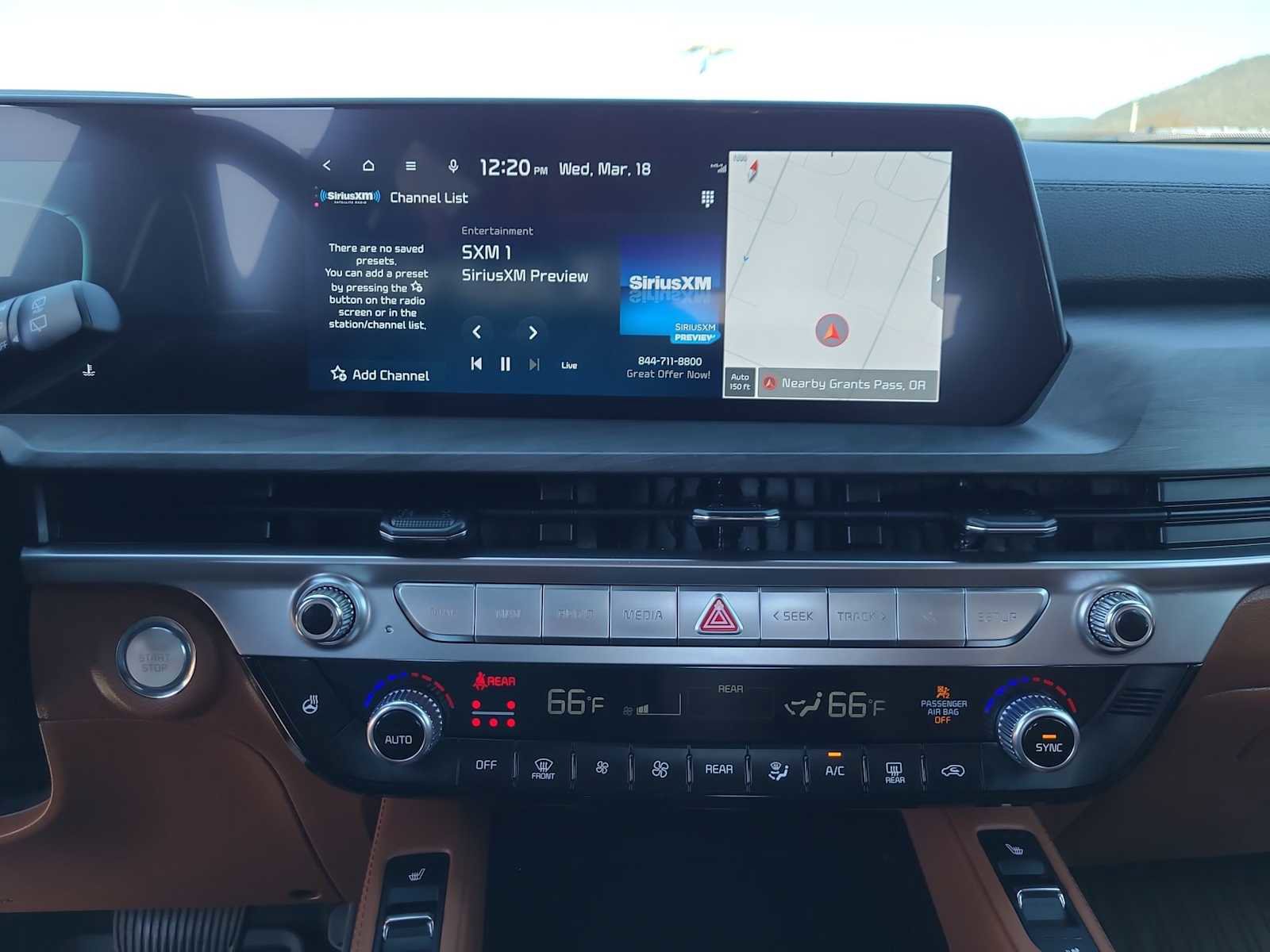 Used 2025 Kia Telluride AWD image 24