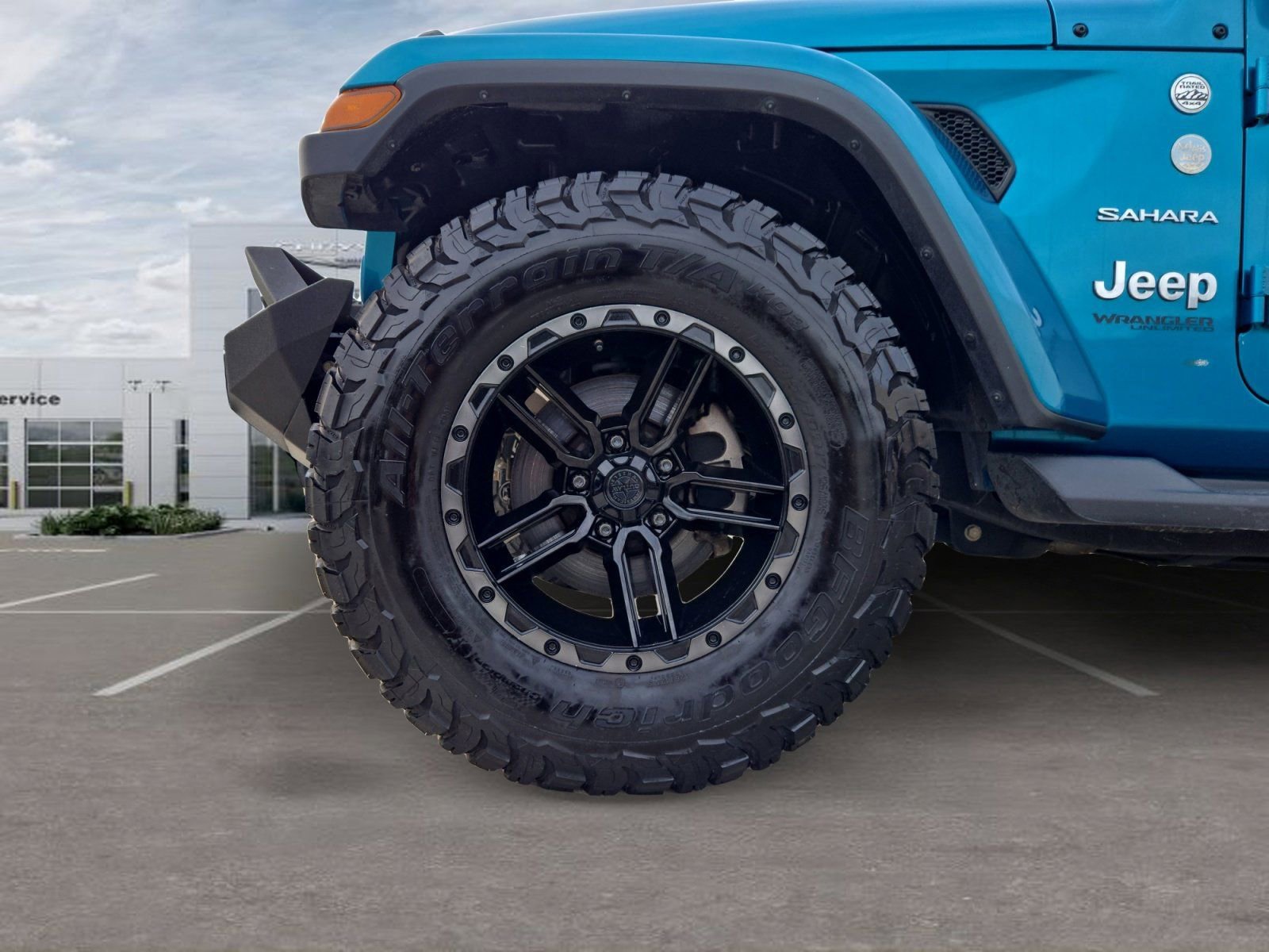 Used 2020 Jeep Wrangler Unlimited Sahara AWD/4WD image 10