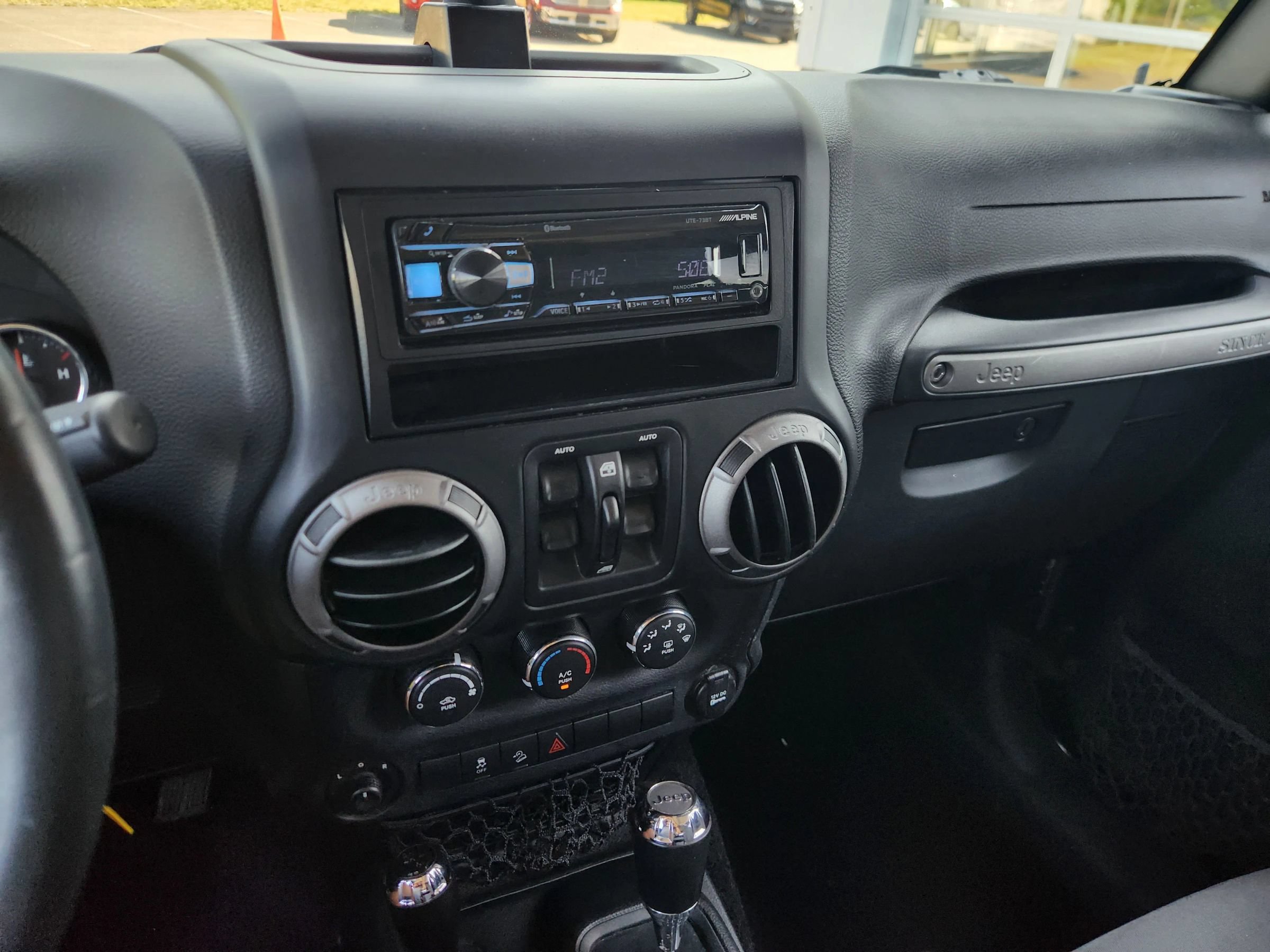 Used 2017 Jeep Wrangler Unlimited Sport w/ Quick Order Package 24S AWD/4WD image 30
