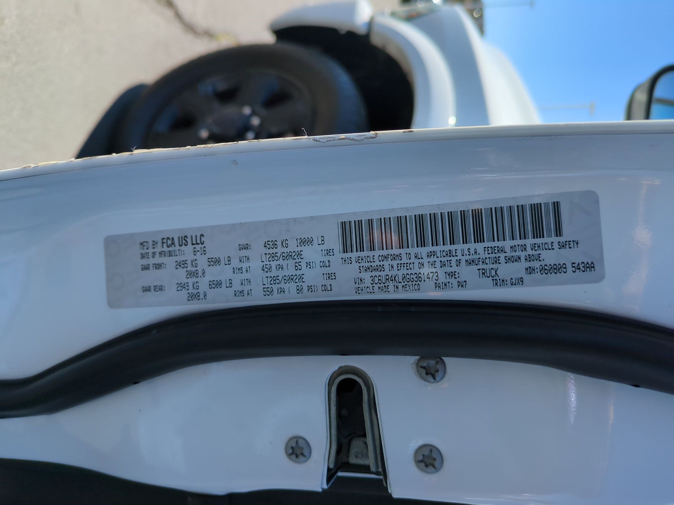 Used 2016 RAM 2500 Laramie w/ Sport Appearance Group image 34