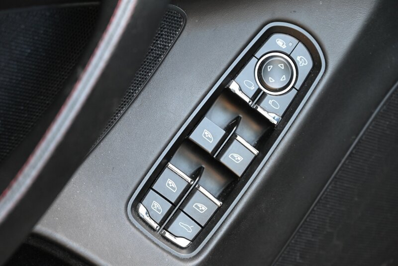 Used 2015 Porsche Panamera GTS AWD/4WD image 45