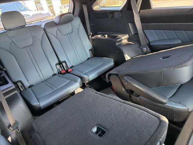 Used 2025 Kia Sorento SX Prestige image 31