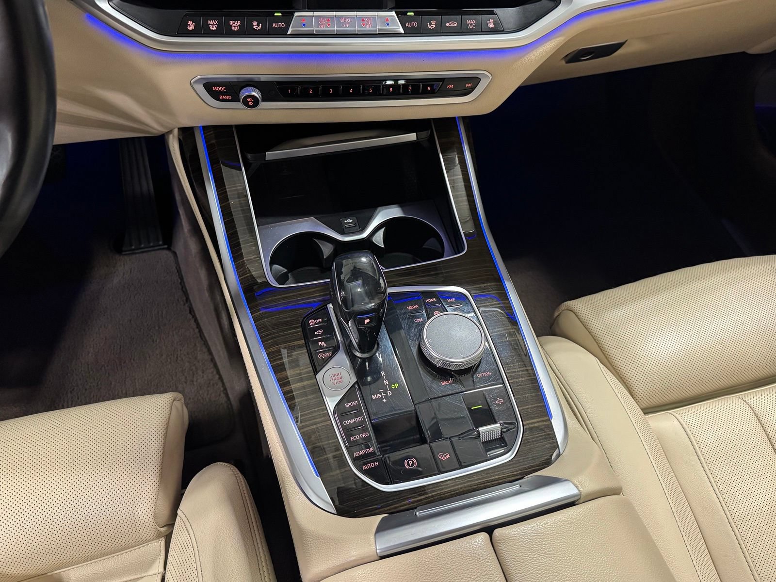 Used 2019 BMW X7 xDrive50i w/ Dynamic Handling Package AWD/4WD image 25