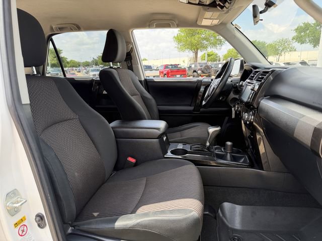 Used 2018 Toyota 4Runner TRD Off-Road AWD/4WD image 27