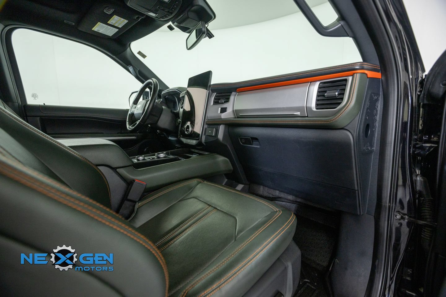 Used 2022 Ford Expedition Timberline w/ Equipment Group 501A AWD/4WD image 41