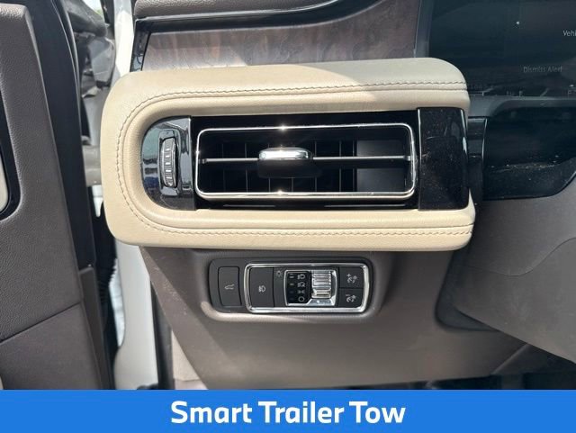 Used 2020 Lincoln Aviator Reserve w/ Equipment Group 202A AWD/4WD image 27
