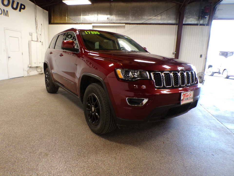 Used 2020 Jeep Grand Cherokee Laredo w/ Security & Convenience Group image 7