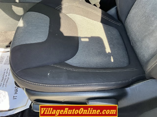 Used 2017 Jeep Cherokee Sport w/ Cold Weather Group FWD image 23