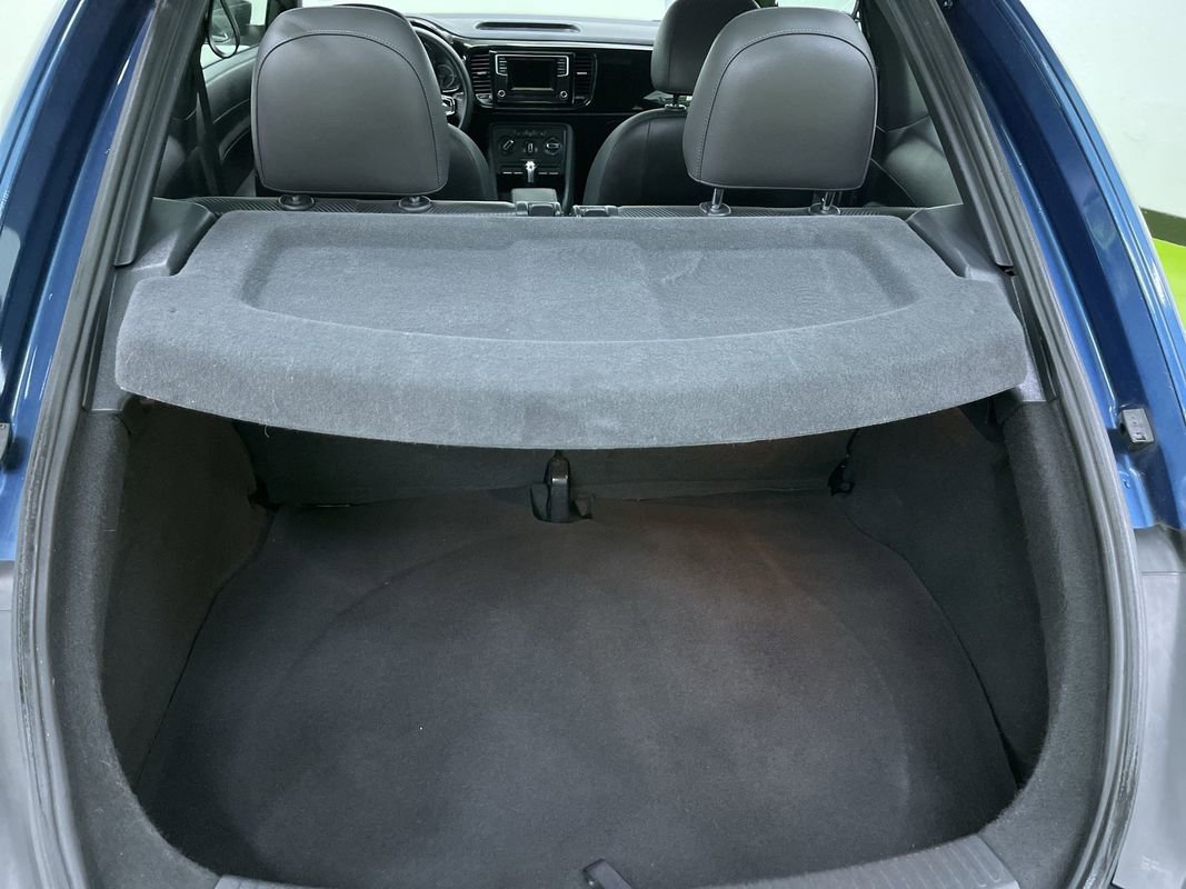 Used 2017 Volkswagen Beetle 1.8T Classic image 25