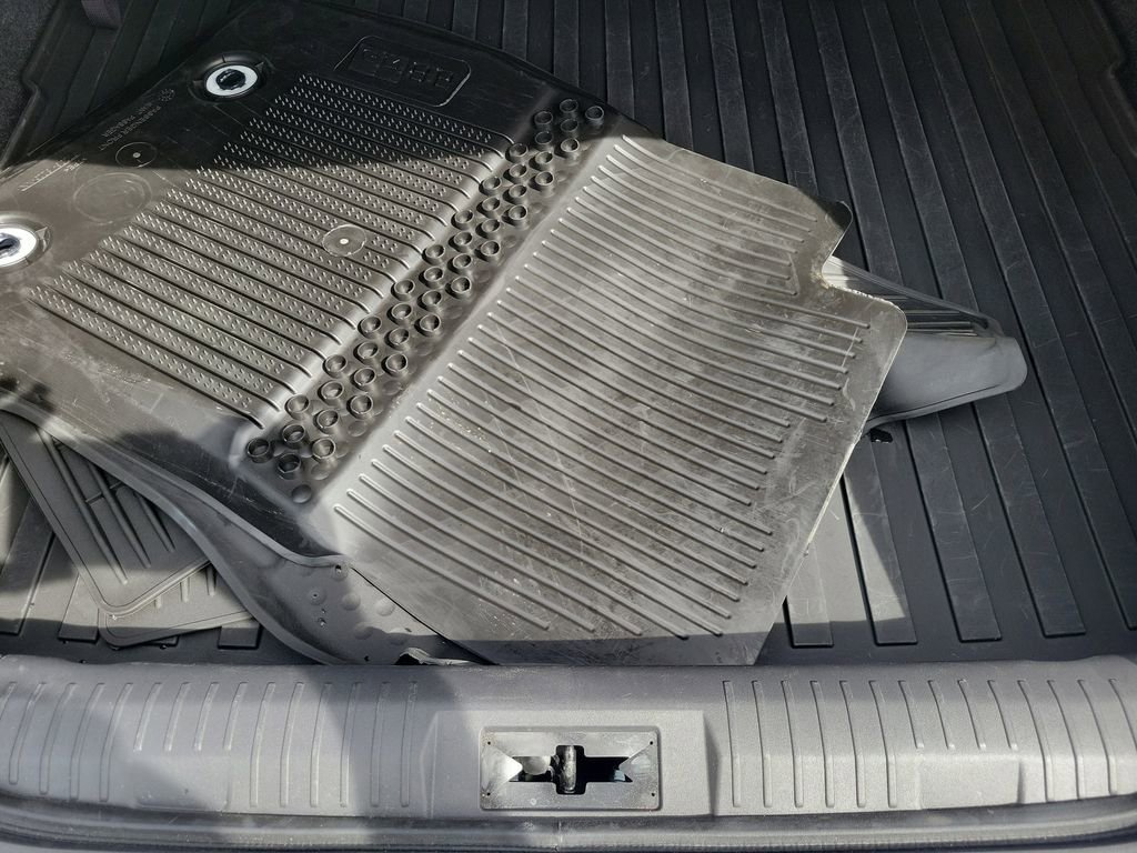 Used 2024 Toyota GR86 Premium image 9