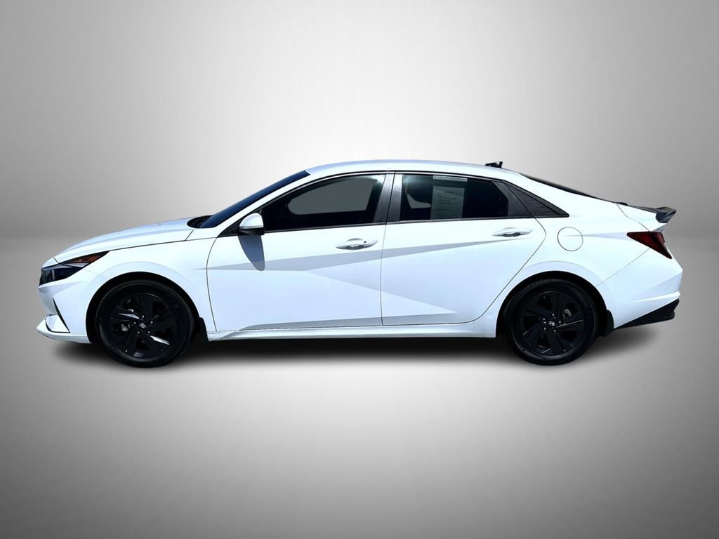 Used 2023 Hyundai Elantra SEL FWD image 8