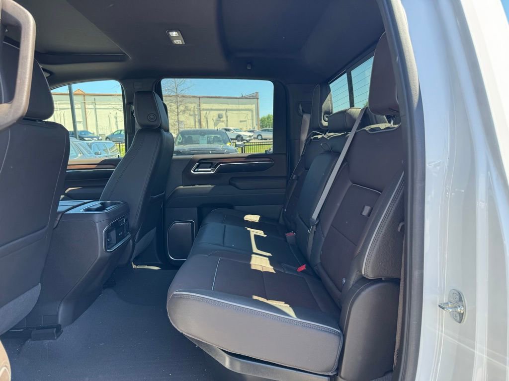 Used 2024 GMC Sierra 3500 Denali w/ Denali Reserve Package image 27