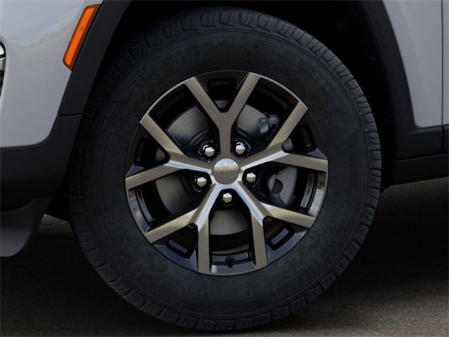 New 2025 Jeep Grand Cherokee Limited image 8