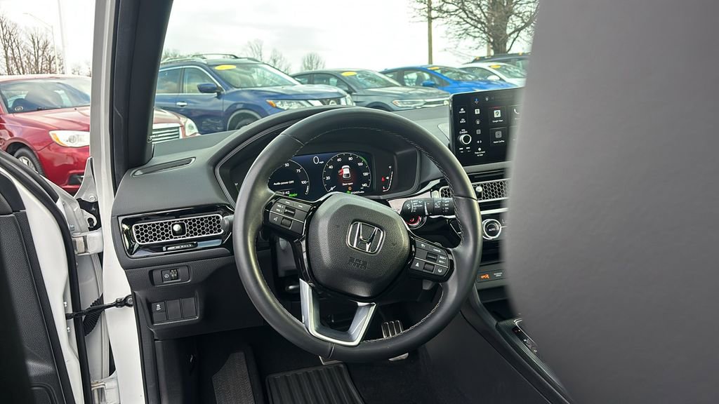 Certified 2025 Honda Civic Sport Touring image 13