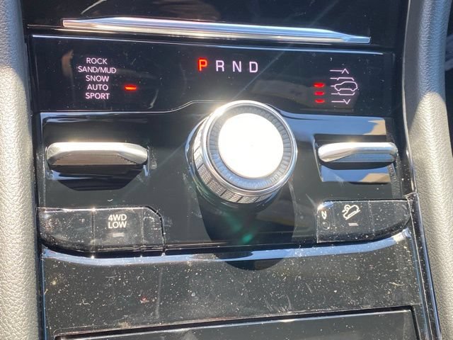 New 2025 Jeep Grand Cherokee Overland w/ Adv Protech Group III AWD/4WD image 25